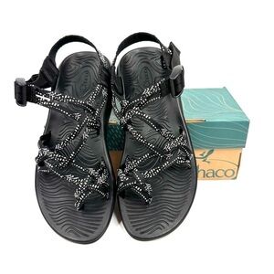 NWT Chaco ZVOLV X2 black white strap comfort crisscross toe loop 10 women sandal